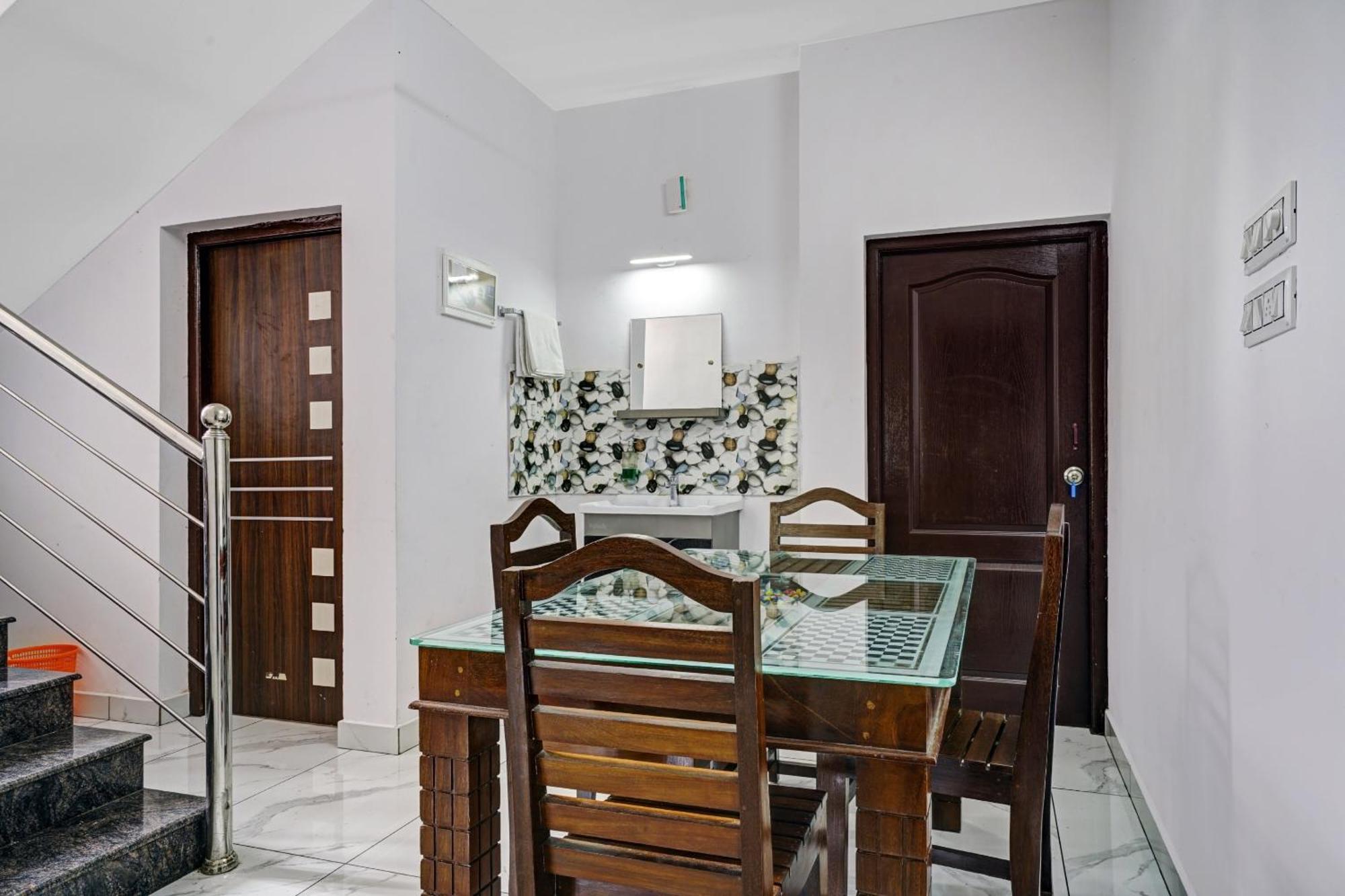 Spot On Shalom Palace Residency Neriyamangalam Exterior photo